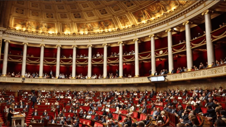 Francia aprobó la ley de eutanasia y muerte asistida tras un amplio debate parlamentario Francia aprobó la ley de eutanasia y muerte asistida tras un amplio debate parlamentario