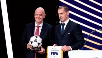 La UEFA amenaza con abandonar las competencias FIFA si se privatiza el Mundial La UEFA amenaza con abandonar las competencias FIFA si se privatiza el Mundial