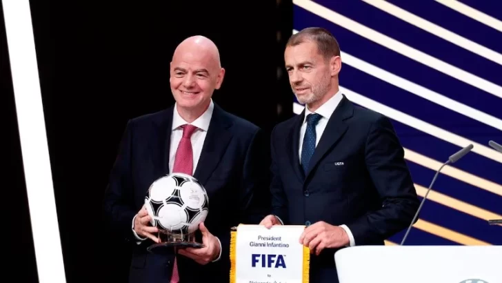 La UEFA amenaza con abandonar las competencias FIFA si se privatiza el Mundial La UEFA amenaza con abandonar las competencias FIFA si se privatiza el Mundial