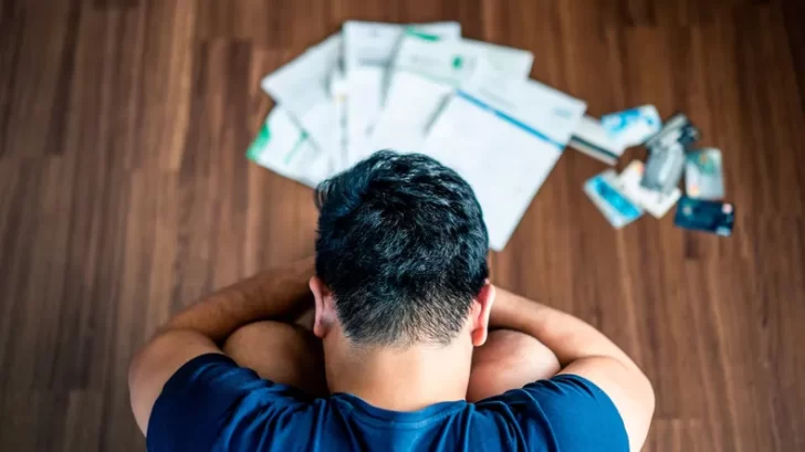 La morosidad de las familias llegó al 12,8% en mayo y alcanzó el nivel más alto en más de 20 años La morosidad de las familias llegó al 12,8% en mayo y alcanzó el nivel más alto en más de 20 años