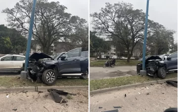 Perdió el control de su camioneta y chocó contra un poste y un árbol Perdió el control de su camioneta y chocó contra un poste y un árbol