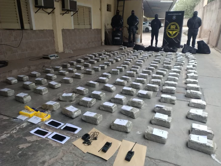 Detuvieron en La Rioja a cuatro tucumanos que integraban una banda narco Detuvieron en La Rioja a cuatro tucumanos que integraban una banda narco
