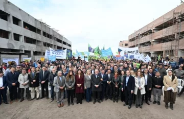 Osvaldo Jaldo: “Fue una gran decisión financiar el Procrear con recursos propios” Osvaldo Jaldo: “Fue una gran decisión financiar el Procrear con recursos propios”