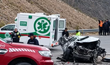 Murió una mujer tras caer desde 80 metros con su camioneta en la Cuesta de Lipán Murió una mujer tras caer desde 80 metros con su camioneta en la Cuesta de Lipán
