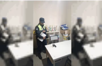 Una alumna ingresó con un arma de fuego a la Escuela 110 de Los Gutiérrez Una alumna ingresó con un arma de fuego a la Escuela 110 de Los Gutiérrez