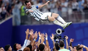 “Gracias por hacernos tan felices”: la emotiva despedida de la Selección a Messi “Gracias por hacernos tan felices”: la emotiva despedida de la Selección a Messi