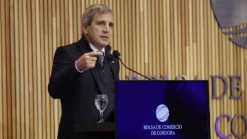 Caputo defendió el plan económico y descartó un salto cambiario Caputo defendió el plan económico y descartó un salto cambiario