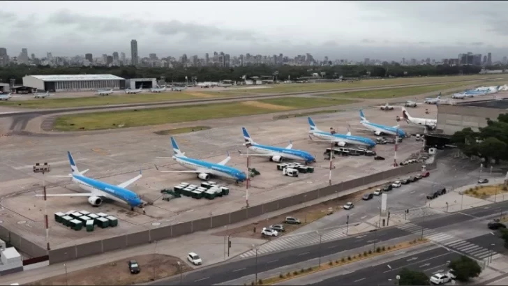 Desde hoy, el aeroparque Jorge Newbery cerrará por obras y los vuelos se trasladan a Ezeiza Desde hoy, el aeroparque Jorge Newbery cerrará por obras y los vuelos se trasladan a Ezeiza