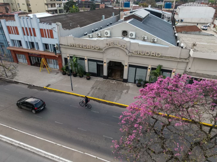 Inauguraron el renovado Mercado de la Ciudad Inauguraron el renovado Mercado de la Ciudad