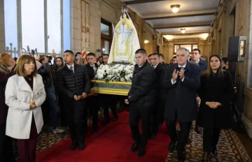 La Virgen de la Merced llegó a Casa de Gobierno La Virgen de la Merced llegó a Casa de Gobierno