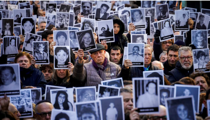 Causa AMIA: procesaron a ocho altos mandos iraníes y libaneses Causa AMIA: procesaron a ocho altos mandos iraníes y libaneses