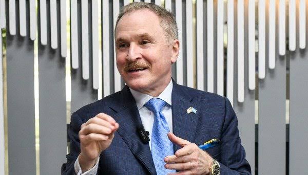 Peter Lamelas: “Los argentinos que cumplen las reglas deberían ingresar a EE.UU. sin visa” Peter Lamelas: “Los argentinos que cumplen las reglas deberían ingresar a EE.UU. sin visa”