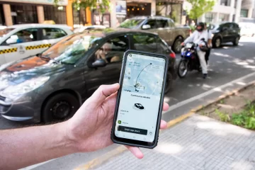 Conductores de plataformas de viajes deberán inscribirse obligatoriamente en el registro municipal Conductores de plataformas de viajes deberán inscribirse obligatoriamente en el registro municipal