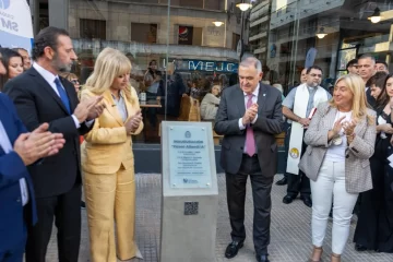 Inauguraron el Paseo Juan Bautista Alberdi IA en el microcentro tucumano Inauguraron el Paseo Juan Bautista Alberdi IA en el microcentro tucumano