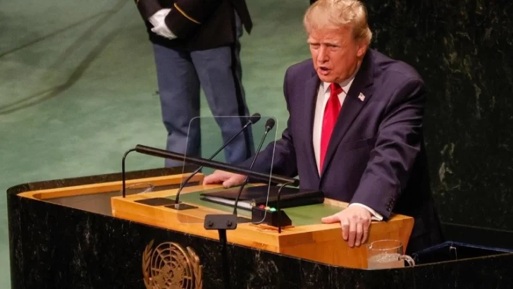 Trump amenaza con usar su poderío militar si América latina no se alinea con sus intereses Trump amenaza con usar su poderío militar si América latina no se alinea con sus intereses