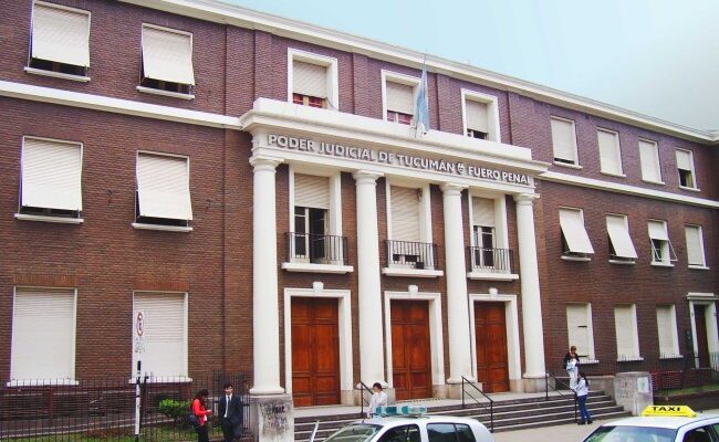El profesor de danza acusado de abusar de una alumna continuará detenido El profesor de danza acusado de abusar de una alumna continuará detenido
