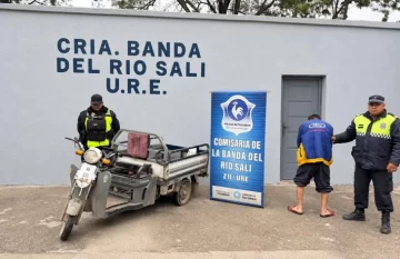 Un sujeto fue detenido luego de robar un motocarro e intentar escapar por el Río Salí Un sujeto fue detenido luego de robar un motocarro e intentar escapar por el Río Salí