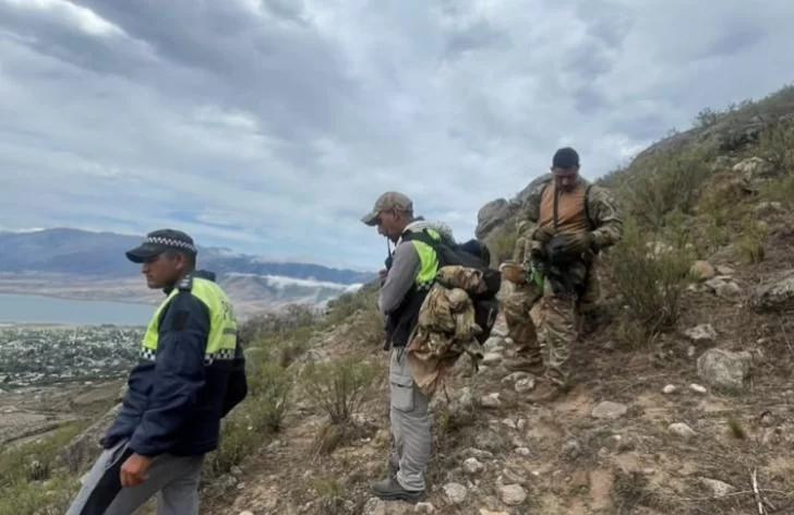 Búsqueda de Raúl Moyano: realizaron un rastrillaje aéreo por el cerro Ñuñorco Búsqueda de Raúl Moyano: realizaron un rastrillaje aéreo por el cerro Ñuñorco