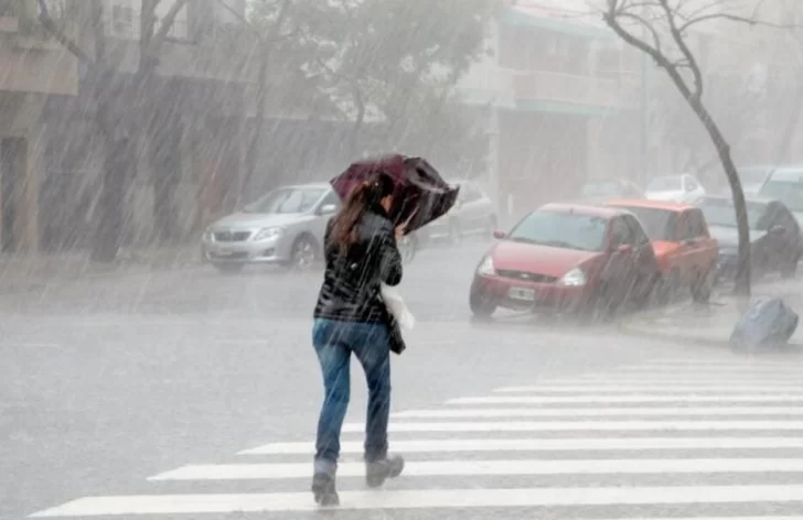 Alerta amarilla por tormentas en Tucumán: advierten por lluvias y granizo Alerta amarilla por tormentas en Tucumán: advierten por lluvias y granizo