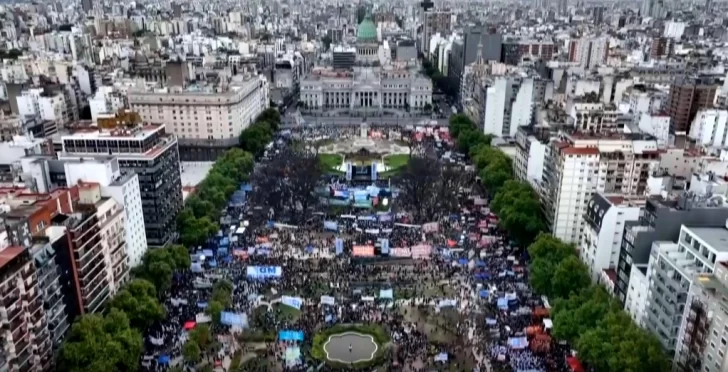 Nueva marcha universitaria: piden que se cumpla la Ley de Financiamiento Nueva marcha universitaria: piden que se cumpla la Ley de Financiamiento