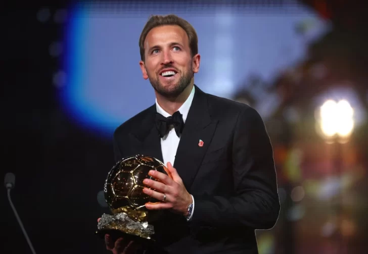 Harry Kane destronó a las estrellas y ganó el Balón de Oro 2026 Harry Kane destronó a las estrellas y ganó el Balón de Oro 2026