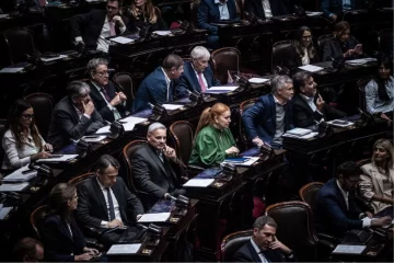 Por falta de acuerdo, fracasó el debate sobre endeudamiento familiar en Diputados y los proyectos vuelven a comisión Por falta de acuerdo, fracasó el debate sobre endeudamiento familiar en Diputados y los proyectos vuelven a comisión
