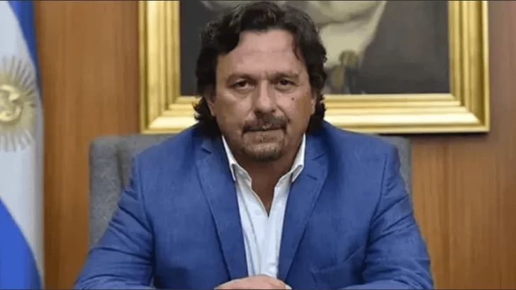 El gobernador de Salta reclamó a Nación inversiones obligatorias para los trenes de carga del norte El gobernador de Salta reclamó a Nación inversiones obligatorias para los trenes de carga del norte