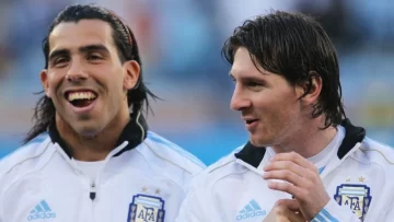 Carlos Tévez confirmó que Lionel Messi y Juan Román Riquelme estarán en su partido de despedida Carlos Tévez confirmó que Lionel Messi y Juan Román Riquelme estarán en su partido de despedida